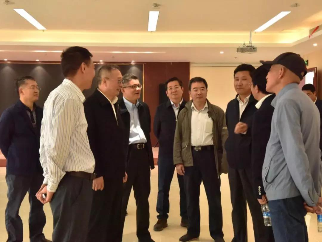 北京市副市长、市政府党组成员张家明一行赴京藏交流中心调研
